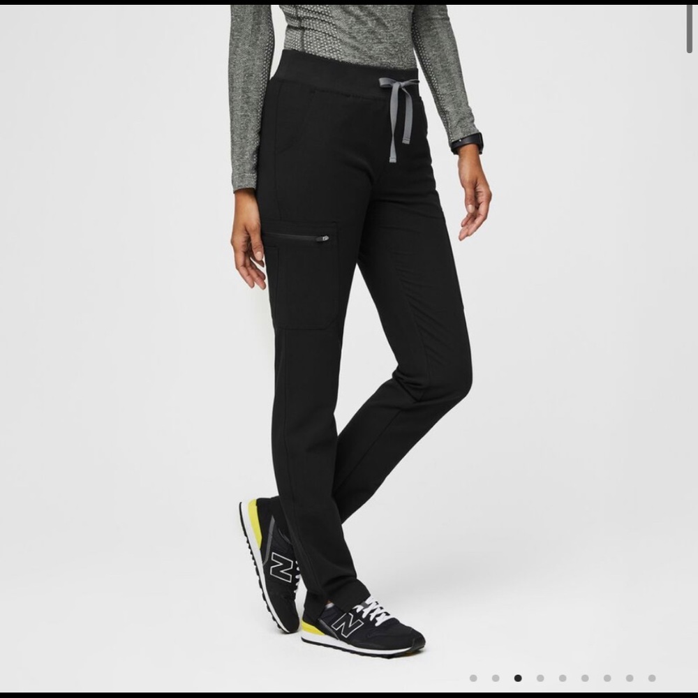 Yola Skinny Figs Scrub Pants